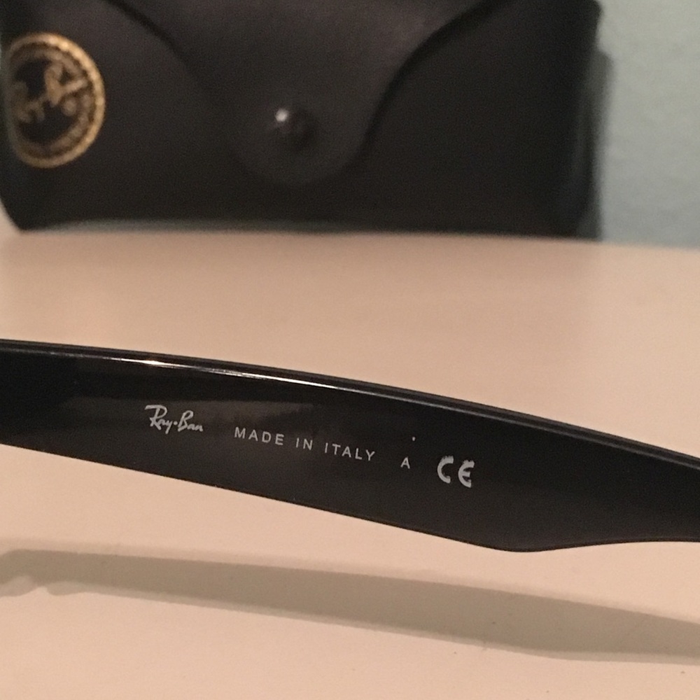 Ray-Ban Wayfarers - Picture 4 of 5